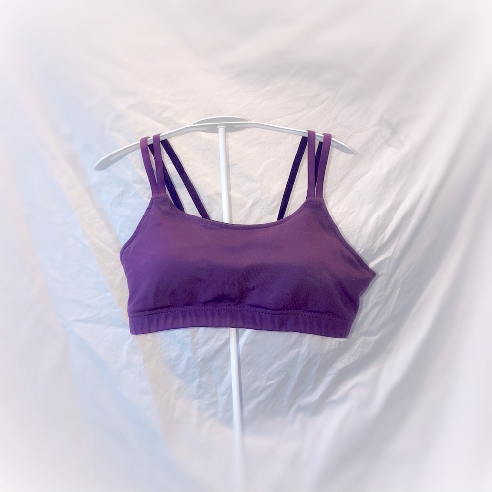 ONE TOOTH sports bra